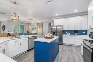 9151 Melody Cir, Port Charlotte, FL 33981 - Photo 11