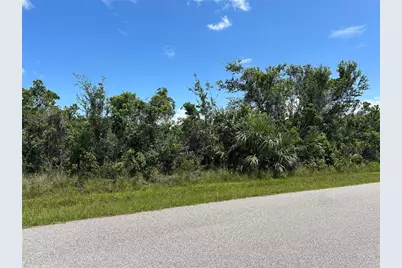 15657 Hennipen Circle, Port Charlotte, FL 33981 - Photo 9