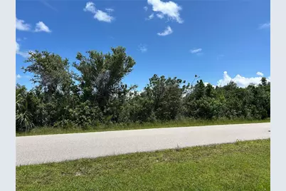 15657 Hennipen Circle, Port Charlotte, FL 33981 - Photo 7