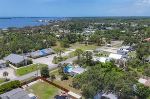 275 S Mango St, Englewood, FL 34223 - Photo 13