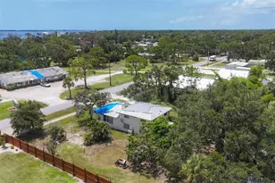 275 S Mango St, Englewood, FL 34223 - Photo 19