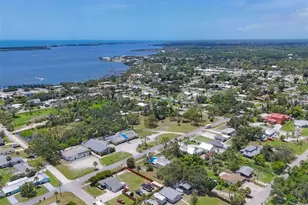 275 S Mango St, Englewood, FL 34223 - Photo 15