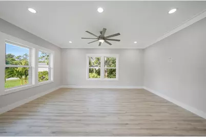 18390 Fremont Avenue, Port Charlotte, FL 33954 - Photo 11