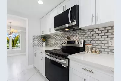 1613 Shelburne Lane, Sarasota, FL 34231 - Photo 15