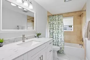 1613 Shelburne Ln, Sarasota, FL 34231 - Photo 21