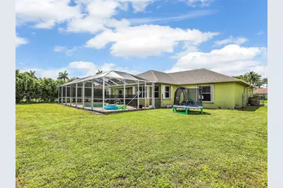 1335 SE 12th Street, Cape Coral, FL 33990 - Photo 23