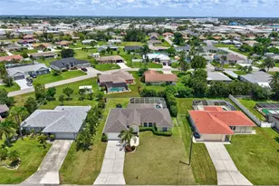 1335 SE 12th St, Cape Coral, FL 33990 - Photo 3