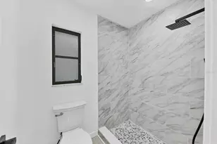 948 Andrews Ave NW, Port Charlotte, FL 33948 - Photo 23