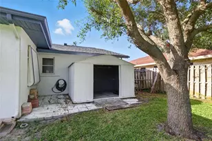 1042 Malay Terrace NW, Port Charlotte, FL 33948 - Photo 37