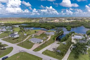 2490 10th St, Englewood, FL 34224 - Photo 49