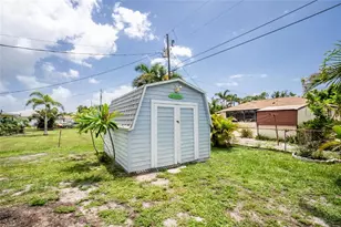 2490 10th St, Englewood, FL 34224 - Photo 35