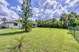 18695 Kerrville Cir, Port Charlotte, FL 33948 - Photo 31