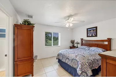 18695 Kerrville Circle, Port Charlotte, FL 33948 - Photo 17