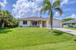 18695 Kerrville Cir, Port Charlotte, FL 33948 - Photo 3