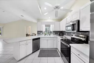 63 Clubhouse Rd, Rotonda West, FL 33947 - Photo 9