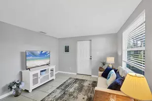 95 Orange St, Englewood, FL 34223 - Photo 9