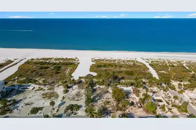 6032 Gulf Road, Fort Myers Beach, FL 33931 - Photo 17