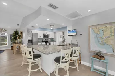 186 Mariner Lane, Rotonda West, FL 33947 - Photo 9