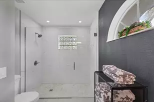 186 Mariner Ln, Rotonda West, FL 33947 - Photo 19