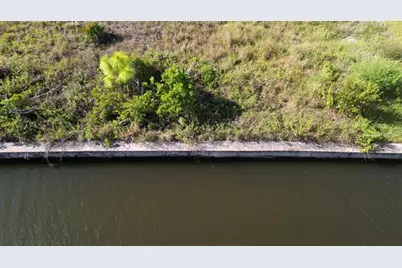 15076 Leipzig Circle, Port Charlotte, FL 33981 - Photo 5