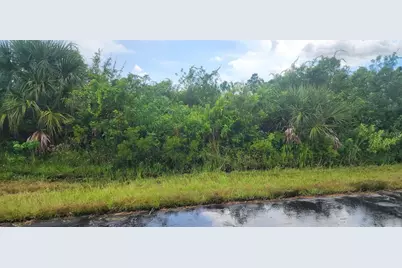 12170 Zittle Avenue, Port Charlotte, FL 33981 - Photo 3