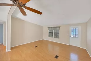 1200 Seahorse Ln, Englewood, FL 34224 - Photo 7