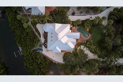 8285 Manasota Key Road, Englewood, FL 34223 - Photo 15