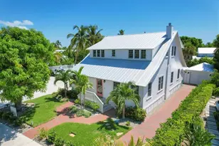 342 Palm Ave, Boca Grande, FL 33921 - Photo 1