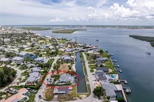 1265 Holiday Dr, Englewood, FL 34223 - Photo 5