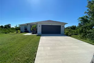 126 Smallwood Rd, Rotonda West, FL 33947 - Photo 1