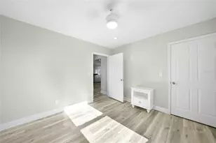 1450 New Point Comfort Rd, Englewood, FL 34223 - Photo 17