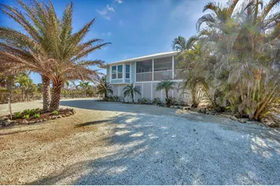 2420 24th Street W, Boca Grande, FL 33921 - Photo 7