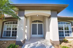 171 Medalist Rd, Rotonda West, FL 33947 - Photo 7