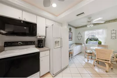 12144 SW Egret Circle #203, Lake Suzy, FL 34269 - Photo 11