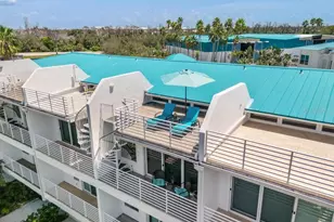 8276 Harborside Cir, Englewood, FL 34224 - Photo 3