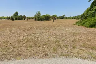 21 Hull Ct, Placida, FL 33946 - Photo 1