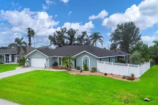 286 Mark Twain Ln, Rotonda West, FL 33947 - Photo 43