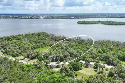 6040 Palm Point Way, Placida, FL 33946 - Photo 9