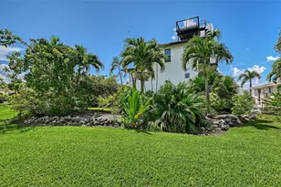 608 Gardenia Dr, Venice, FL 34285 - Photo 81