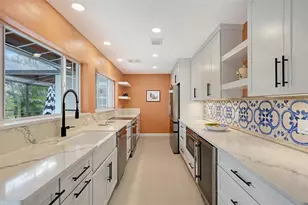 608 Gardenia Dr, Venice, FL 34285 - Photo 25