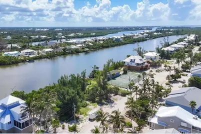208 S Gulf Boulevard, Placida, FL 33946 - Photo 13