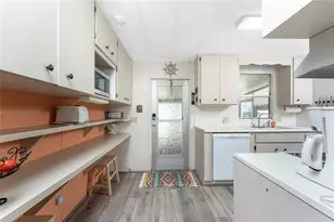 7 N Esplanade St, Englewood, FL 34223 - Photo 15