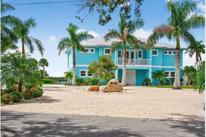 345 Green Dolphin Drive, Placida, FL 33946 - Photo 11