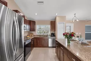 15483 McComb Cir, Port Charlotte, FL 33981 - Photo 11