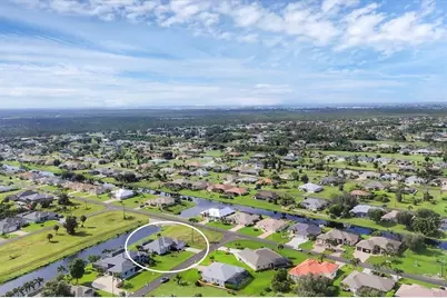 39 Medalist Circle, Rotonda West, FL 33947 - Photo 7