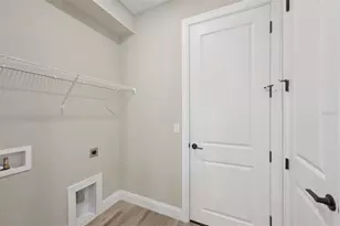 10812 McAlester Cir, Port Charlotte, FL 33981 - Photo 37