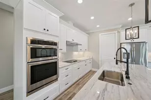 10812 McAlester Cir, Port Charlotte, FL 33981 - Photo 9