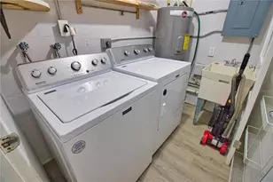 123 Virginia Ct, Englewood, FL 34223 - Photo 15