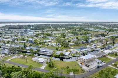 4203 Hollis Avenue, Port Charlotte, FL 33953 - Photo 5