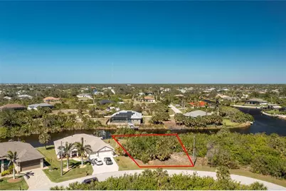 14219 Fruitport Circle, Port Charlotte, FL 33981 - Photo 11